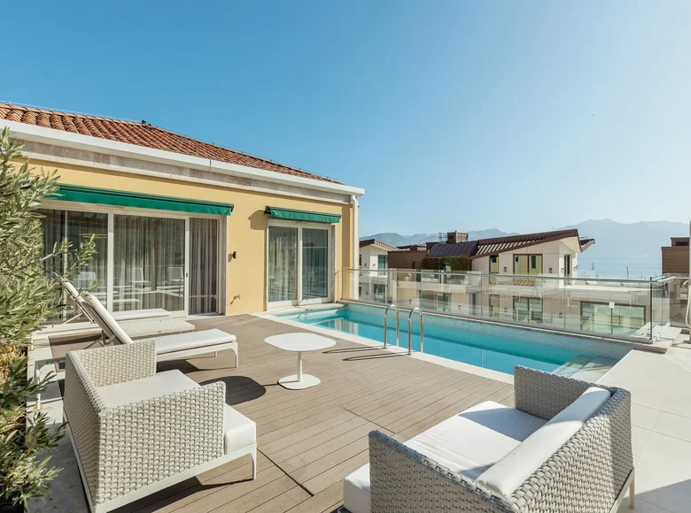 Wohnung 6 zimmer 382 m² Kumbor, Montenegro