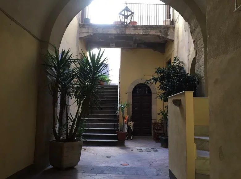 2 bedroom apartment 80 m² Vibo Valentia, Italy