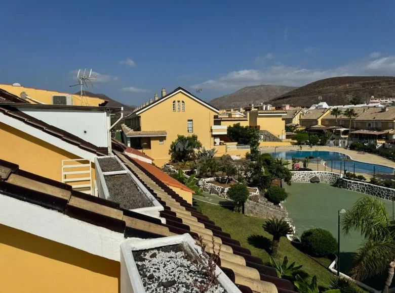 Szeregowiec 3 pokoi 180 m² Arona, Hiszpania