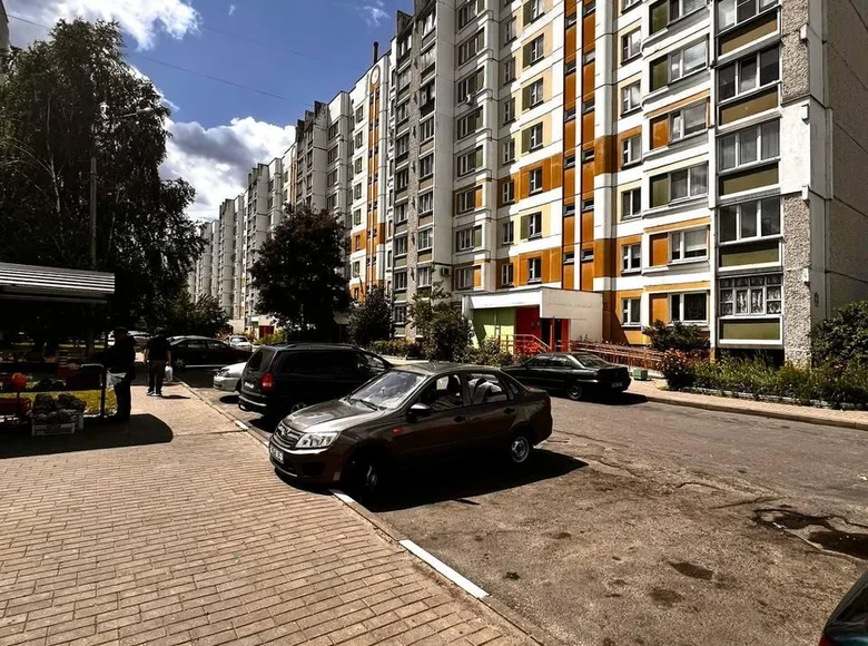 2 room apartment 52 m² Homyel, Belarus