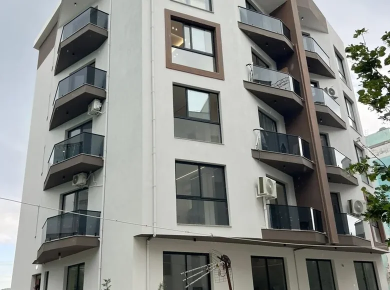 Квартира 1 комната 260 м² Дуррес, Албания