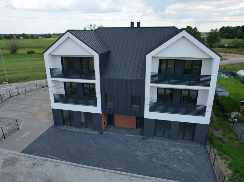 Apartment 539 m² Siekierki Wielkie, Poland