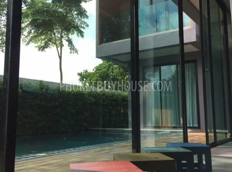 3 bedroom villa 385 m² Phuket, Thailand