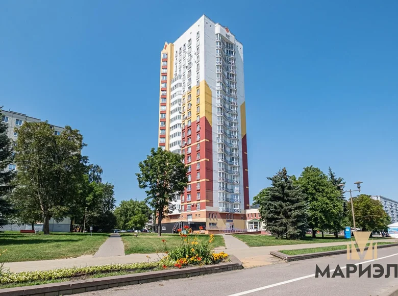 Shop 8 rooms 304 m² in Minsk, Belarus