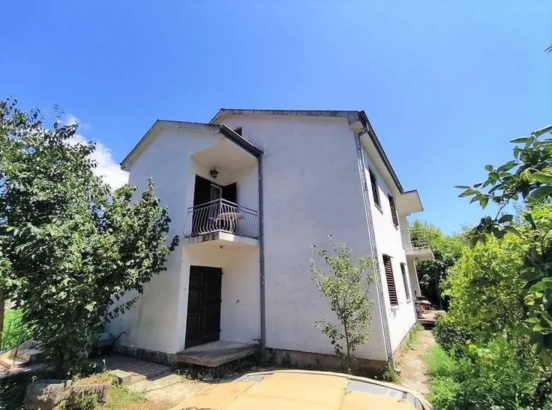 Casa 6 habitaciones  Igalo, Montenegro