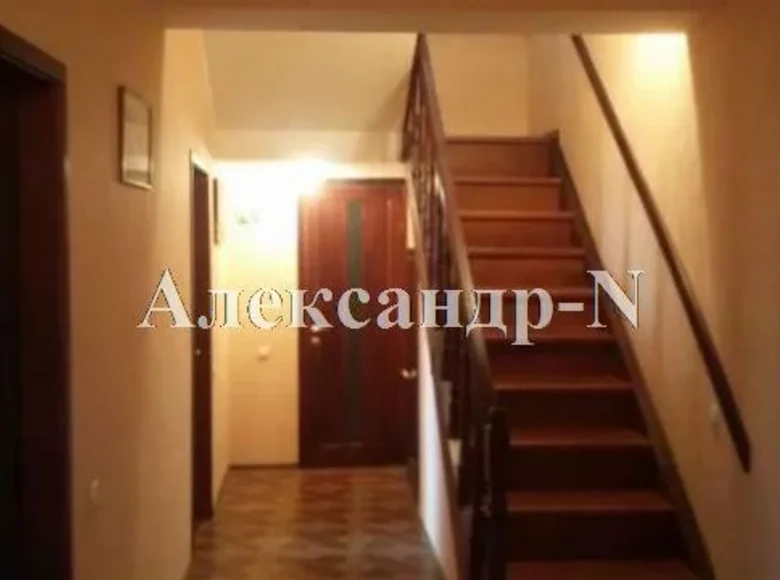 Wohnung 3 Zimmer 147 m² Odessa, Ukraine