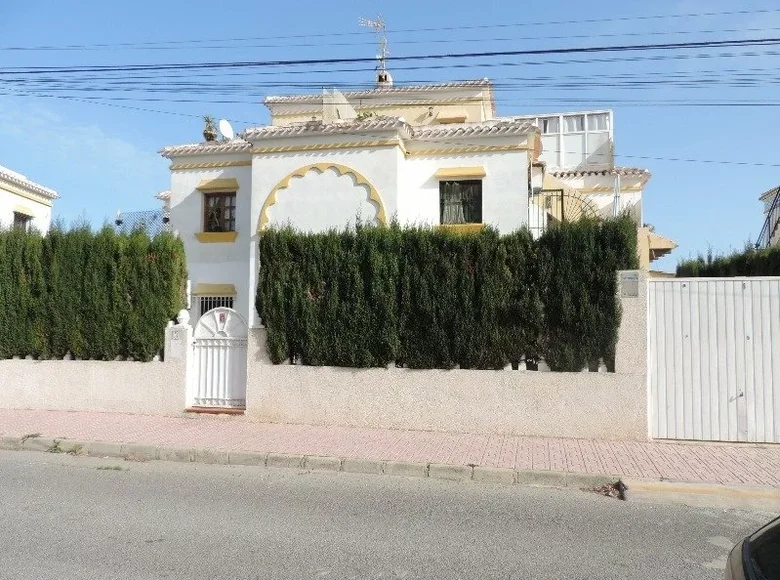 Bungalow 1 pokój 55 m² Torrevieja, Hiszpania