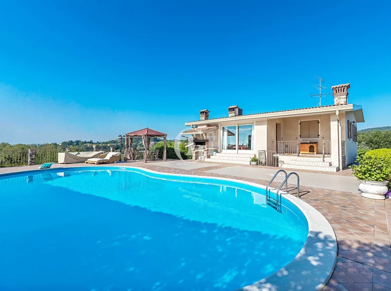 Villa de 4 habitaciones 250 m² Soiano del Lago, Italia