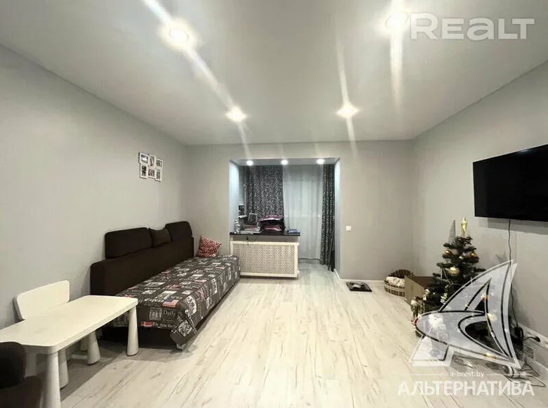 2 room apartment for sale in Brest, Belarus for €44,105 listing 2028360