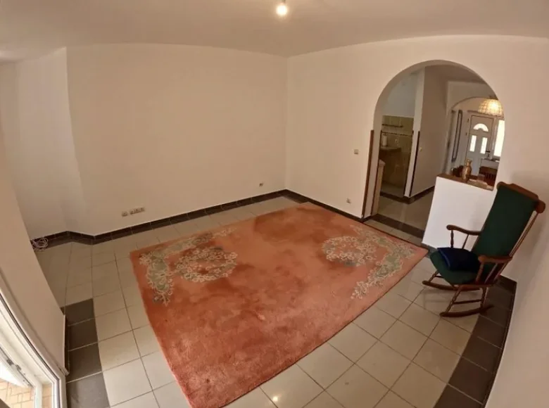 Wohnung 2 Schlafzimmer 73 m² Becici, Montenegro