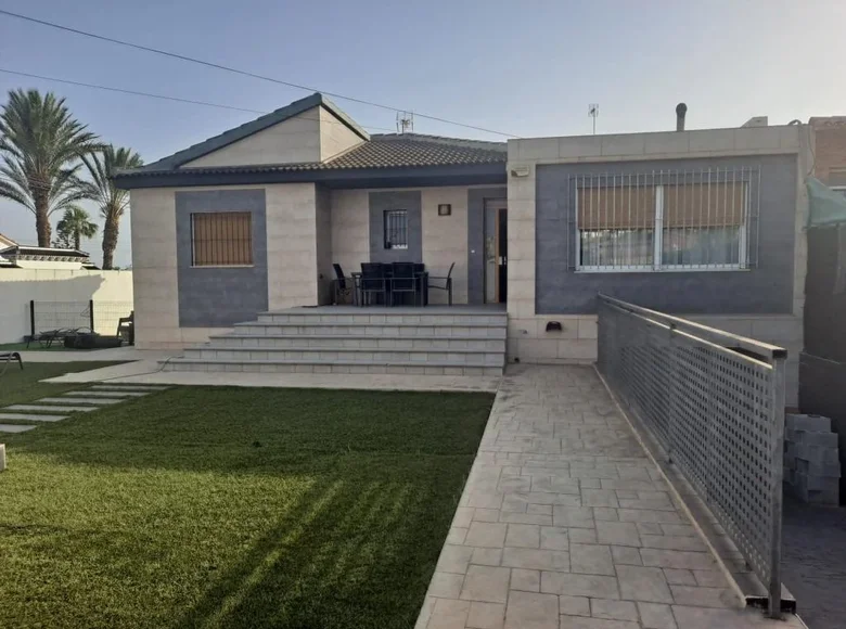 3 bedroom house  Torrevieja, Spain