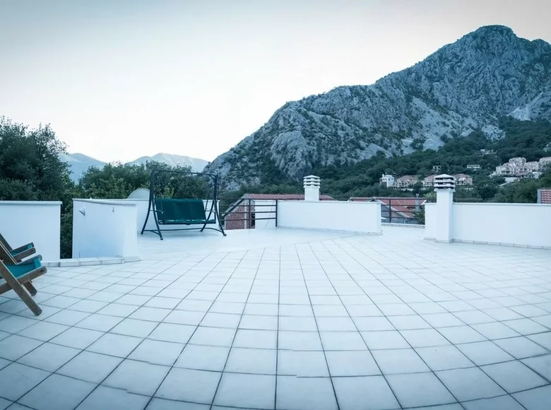 Haus 4 Schlafzimmer 1 m² Gemeinde Kolašin, Montenegro