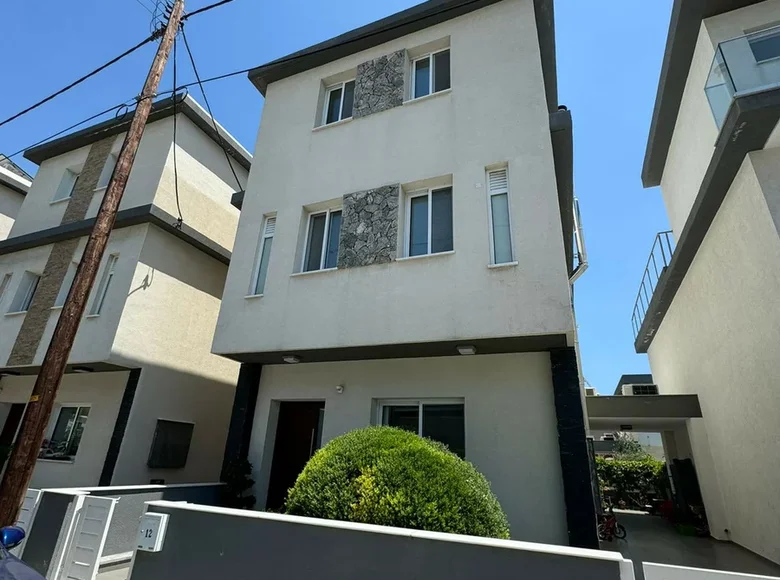 Haus 4 Schlafzimmer 150 m² Gemeinde Kato Polemidia, Cyprus