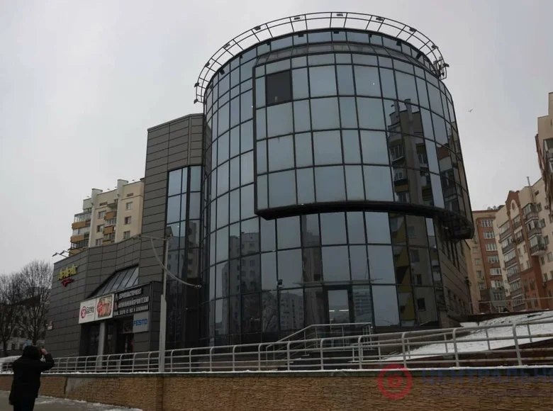 Propiedad comercial 805 m² en Minsk, Bielorrusia