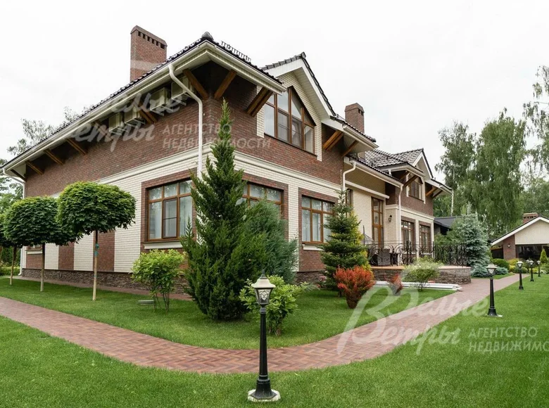 Haus 9 Zimmer 900 m² poselenie Sosenskoe, Russland