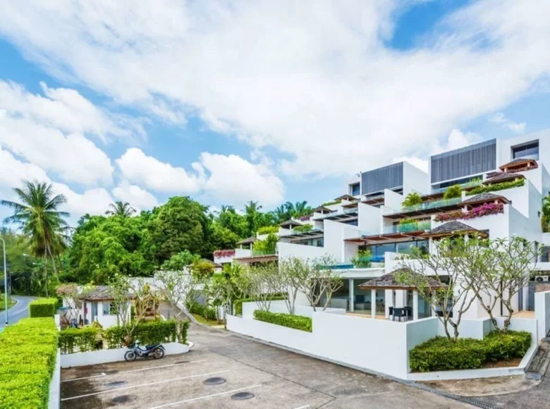 Mieszkanie 3 pokoi 304 m² Phuket, Tajlandia