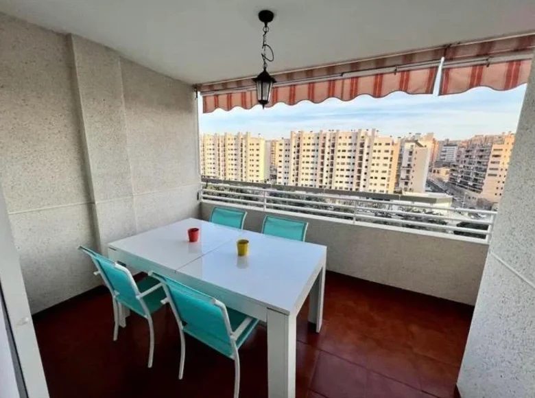 3 bedroom apartment  Alicante, Spain