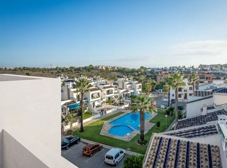 2-Schlafzimmer-Penthouse 73 m² Orihuela, Spanien