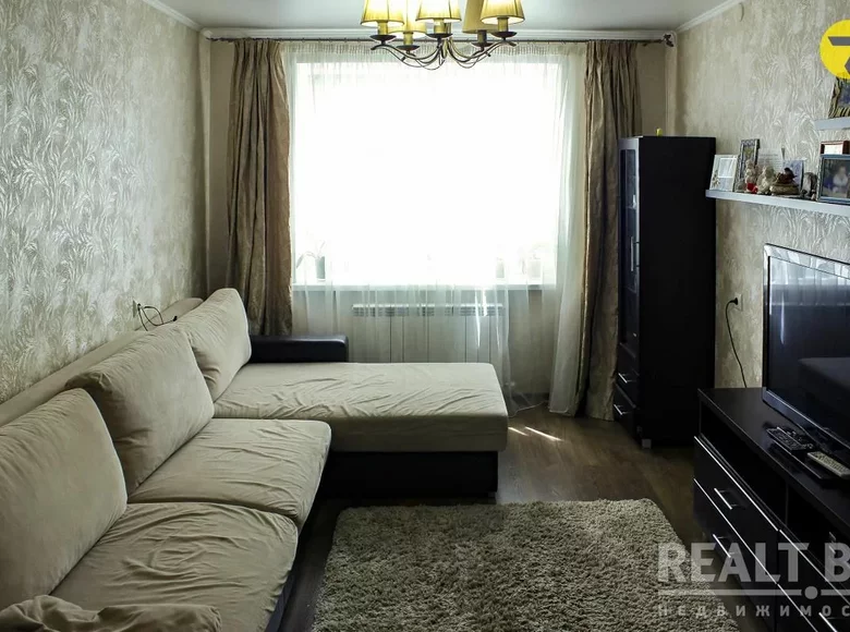Mieszkanie 2 pokoi 55 m² rejon smolewicki, Białoruś