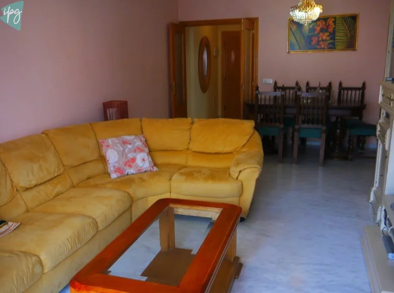 3 bedroom apartment 97 m² Estepona, Spain