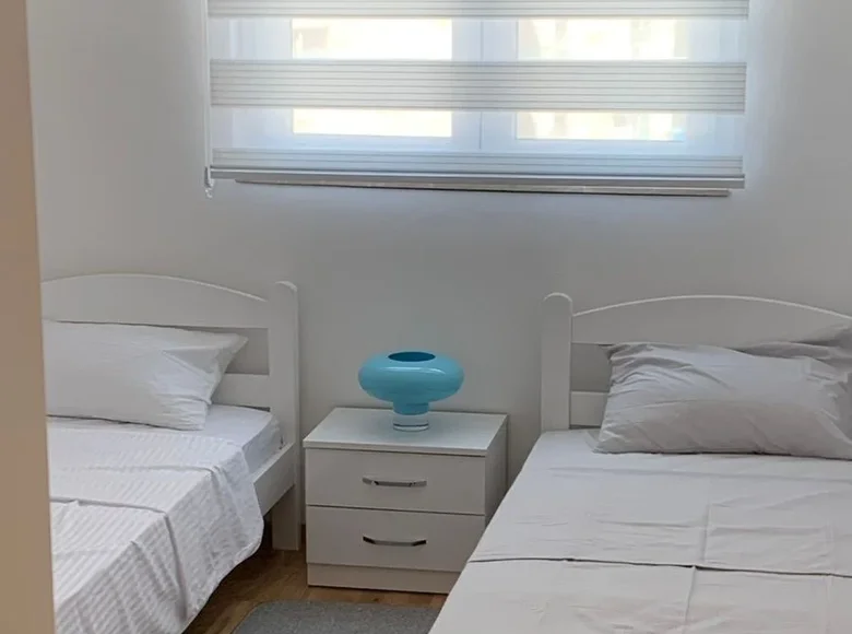 Wohnung 2 Schlafzimmer  Becici, Montenegro