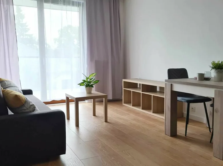 Mieszkanie 2 pokoi 42 m² w Warszawa, Polska