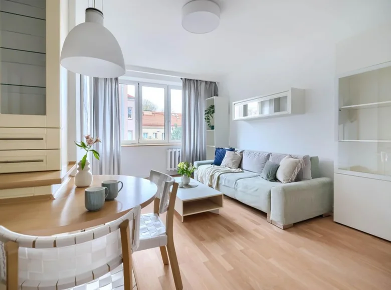 Wohnung 2 zimmer 37 m² in Warschau, Polen