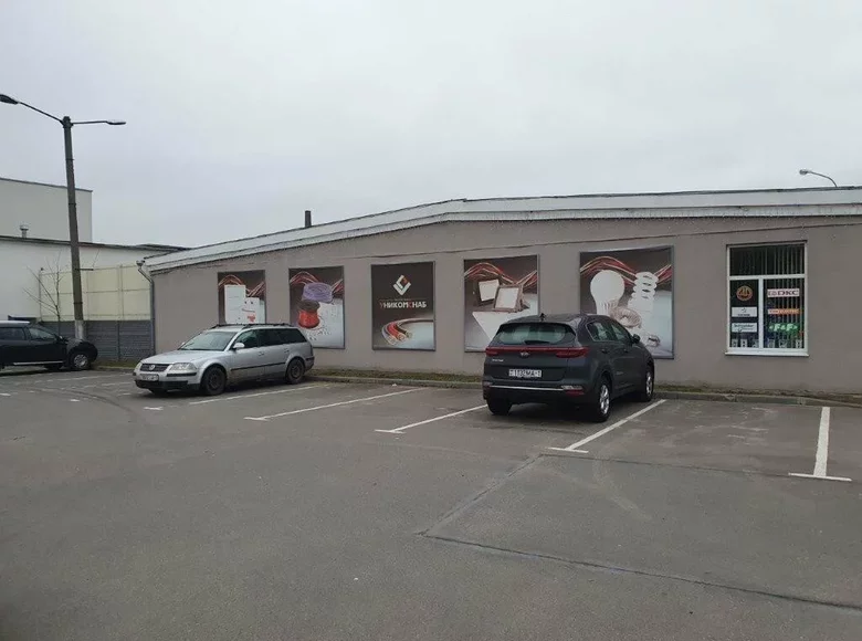 Shop 418 m² in Brest, Belarus