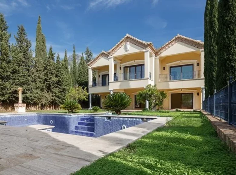 Casa 8 habitaciones 877 m² Marbella, España