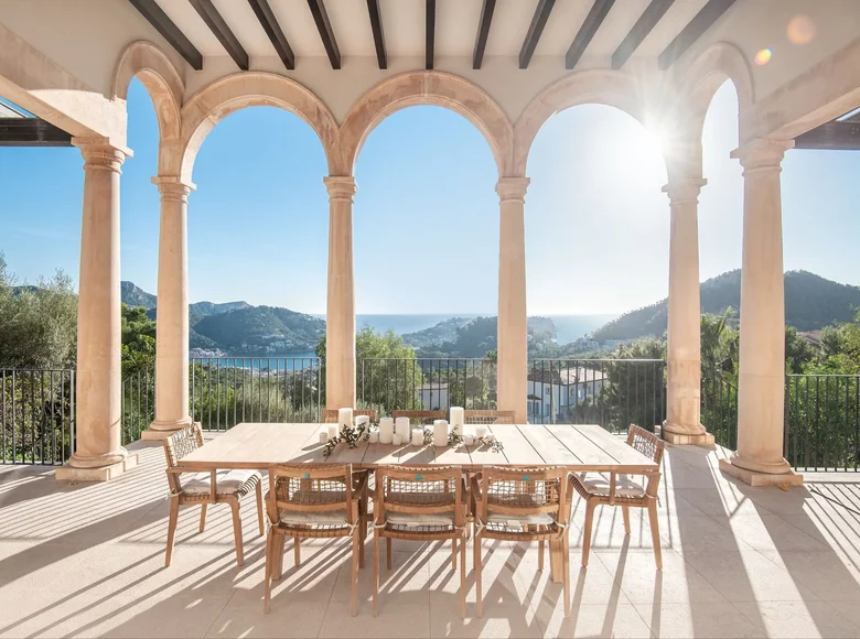 Castle 4 bedrooms 528 m² Port dAndratx, Spain