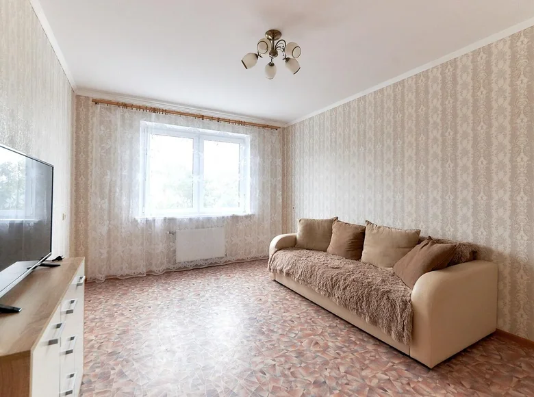 1 room apartment 43 m² Pryluki, Belarus