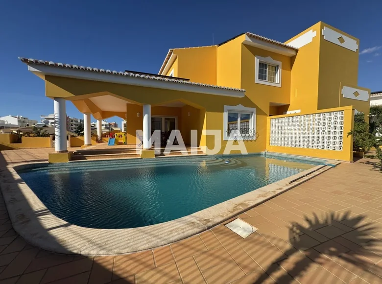 5 bedroom house 336 m² Portimao, Portugal