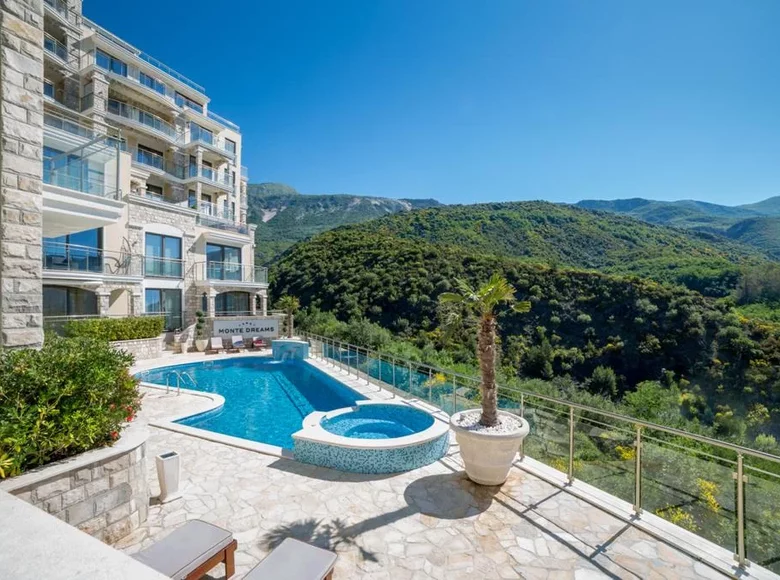 Apartamento 4 habitaciones 126 m² Becici, Montenegro