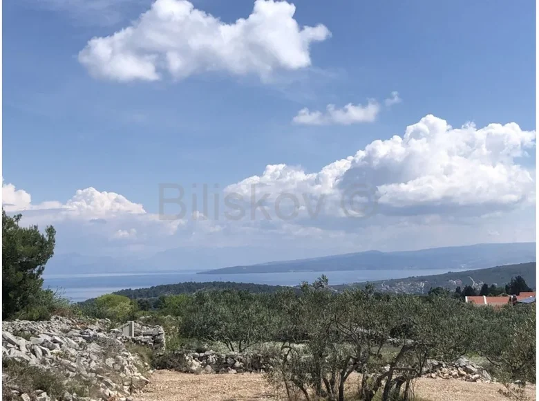 Land 1 500 m² Grohote, Croatia