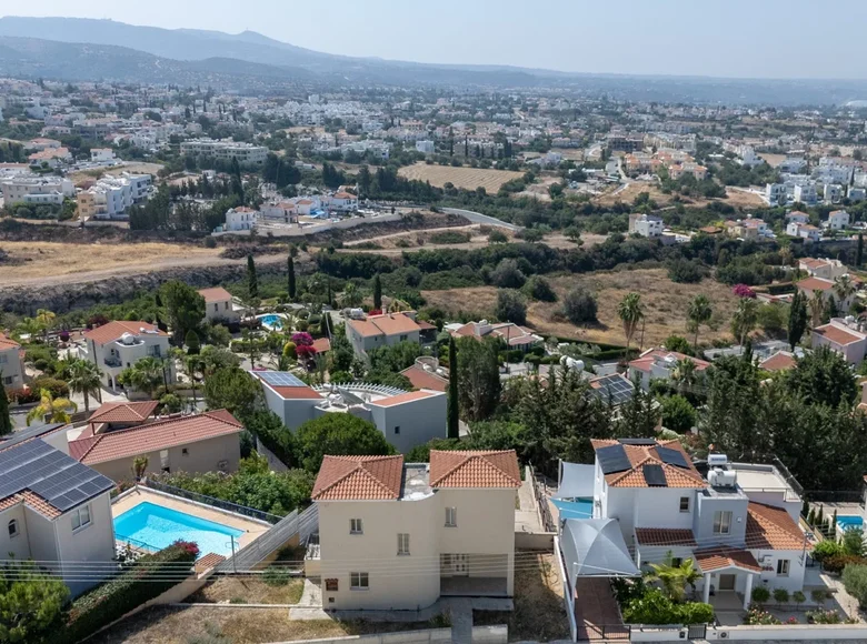Dom 4 pokoi 211 m² Peyia, Cypr