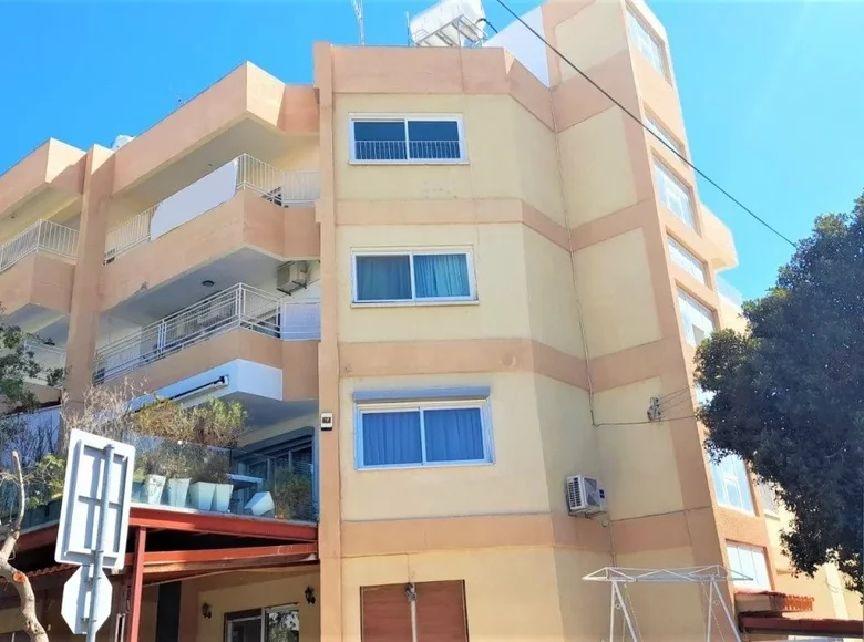 Mieszkanie 6 pokojów 265 m² Nikozja, Cyprus