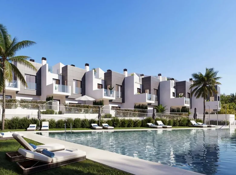3 bedroom villa 104 m² Fuengirola, Spain