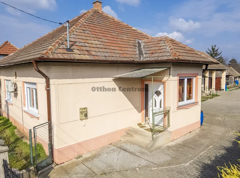 2 room house 100 m² Rackeresztur, Hungary