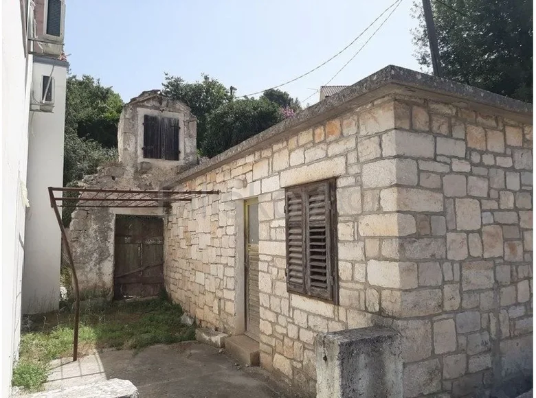 Haus 1 Zimmer 103 m² Splitska, Kroatien