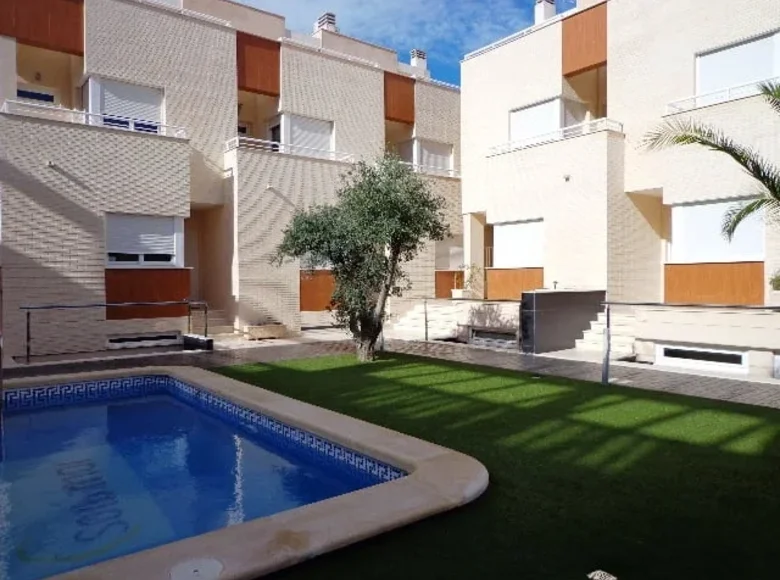 Townhouse 2 bedrooms 100 m² Izhevsk, Russia