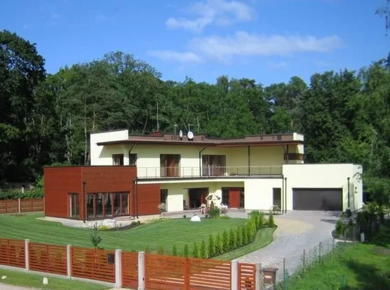 Villa 450 m² Jurmala, Latvia