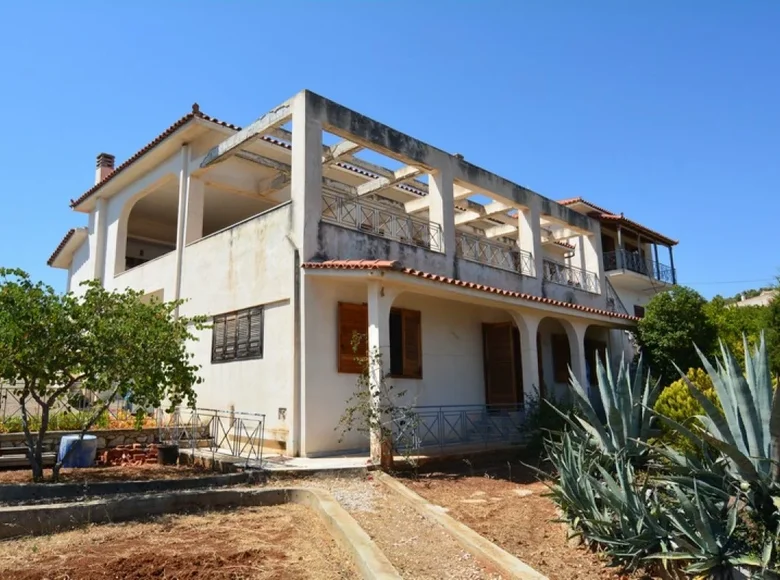 Casa 10 habitaciones 380 m² Municipality of Corinth, Grecia