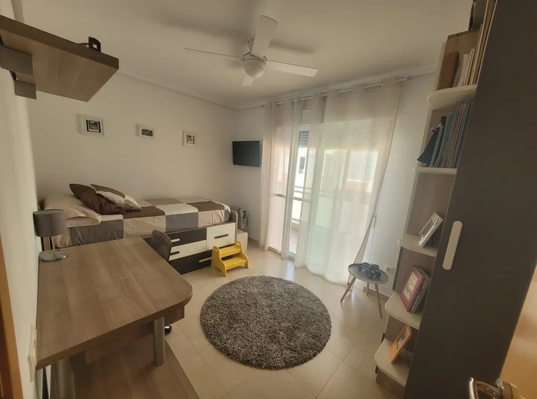 Willa 3 pokoi 130 m² Guardamar del Segura, Hiszpania