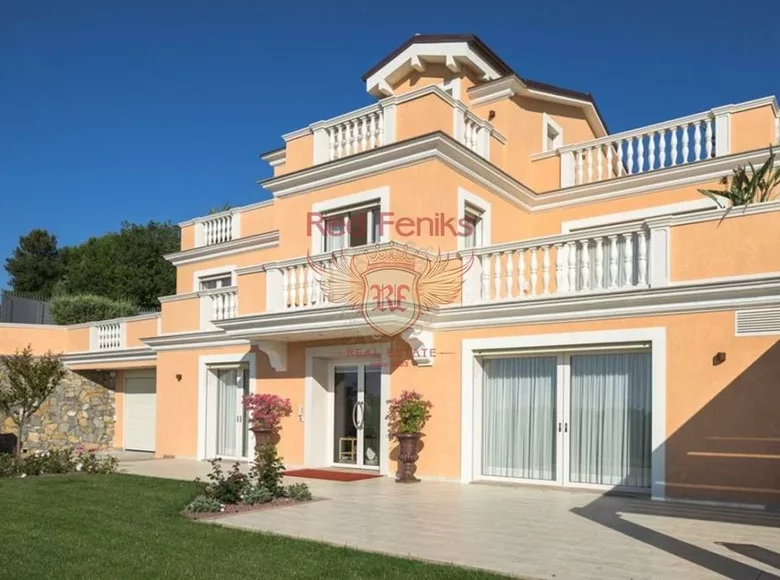 5 bedroom villa 500 m² San-Remo, Italy