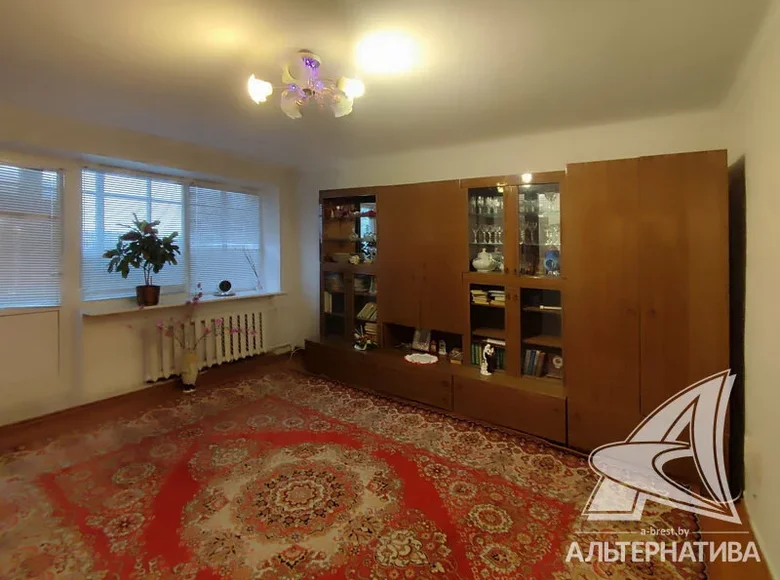 1 room apartment 38 m² Kamyanyets, Belarus