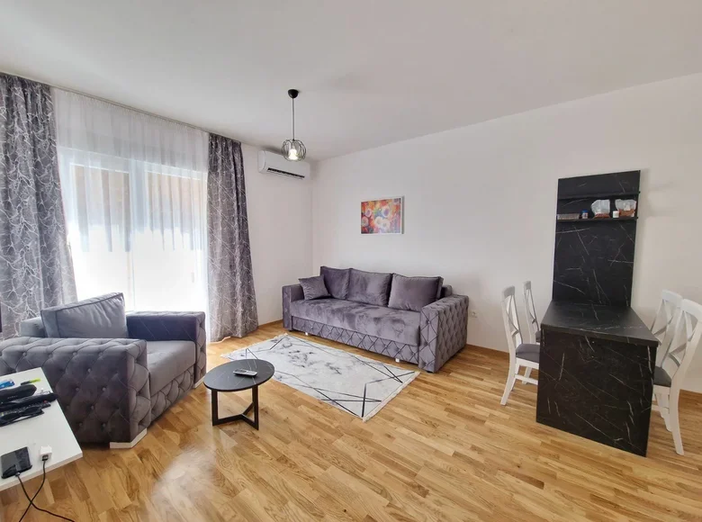 Квартира 1 спальня 45 м² Бечичи, Черногория