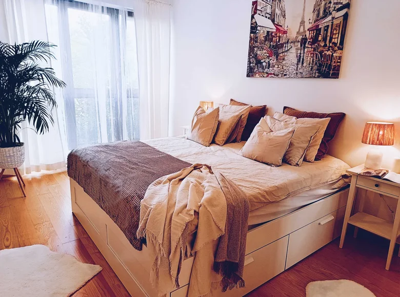 2 room apartment 64 m² in Warsaw, Poland