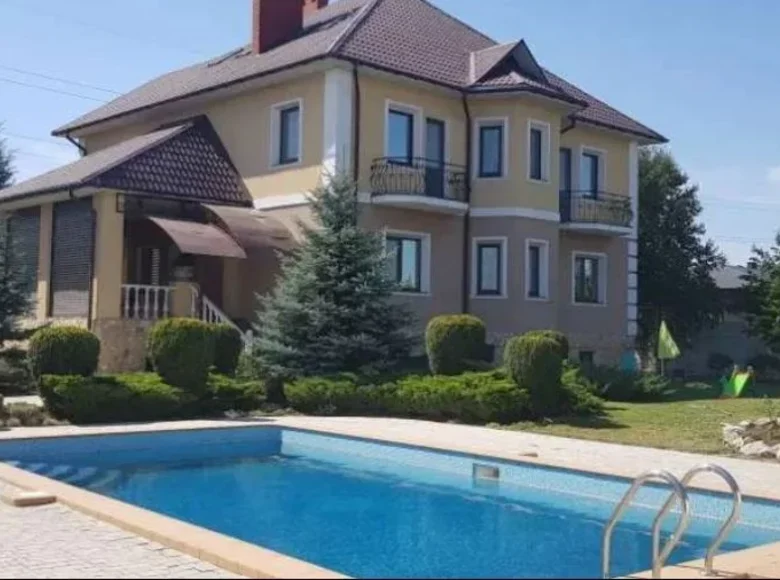 5 room house 300 m² Fontanka, Ukraine