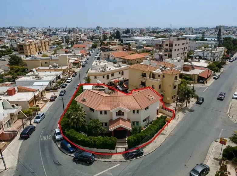 Haus 4 Schlafzimmer 334 m² Gemeinde bedeutet Nachbarschaft, Cyprus