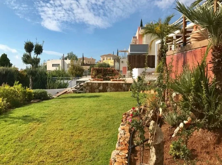 Villa 450 m² Armenisch-russische Gemeinschaft, Cyprus